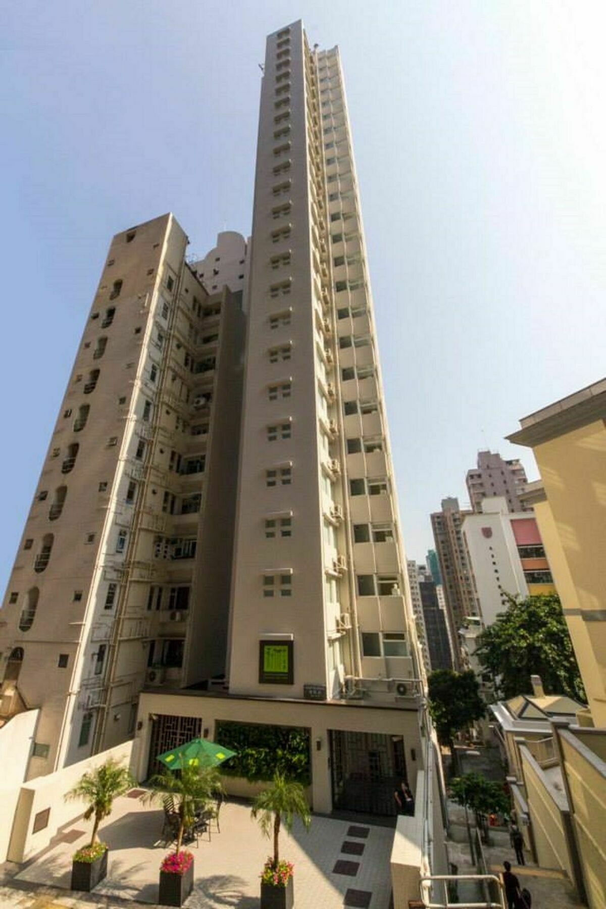 Mier Serviced Apartments Гонконг Экстерьер фото